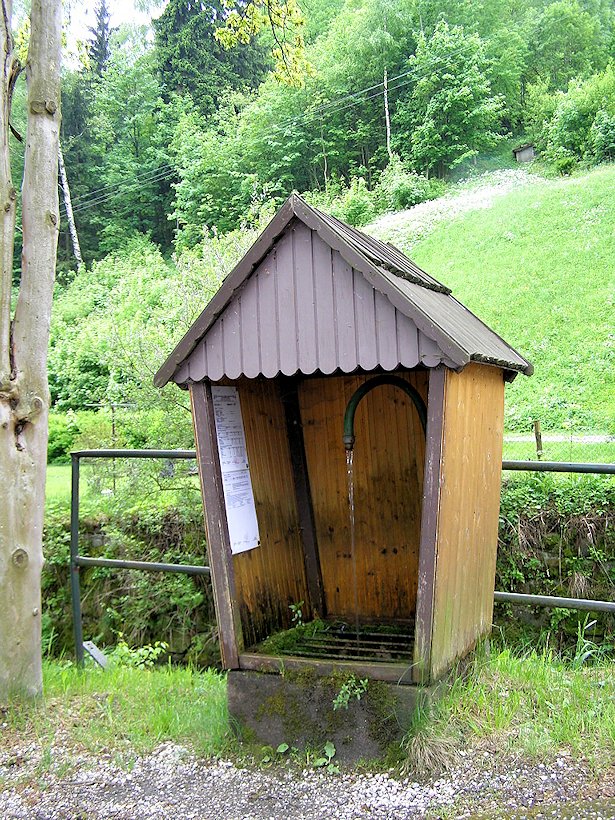 pramen bez jména (6888) - květen 2013