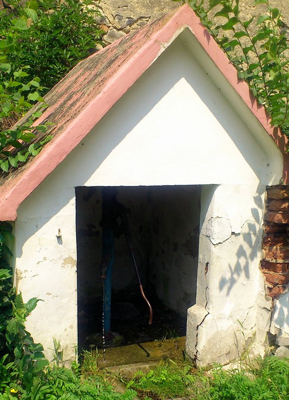 studna bez jména (7080) - červenec 2013