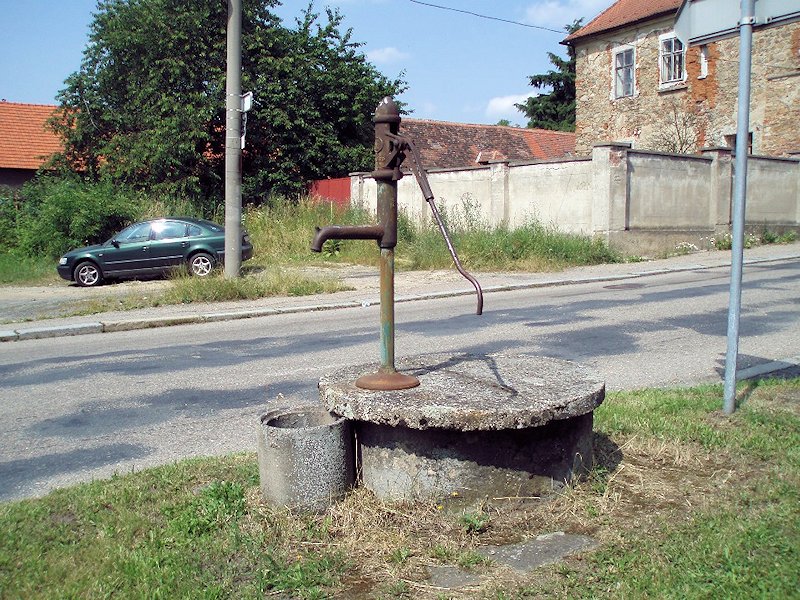studna bez jména (7160) - červenec 2013