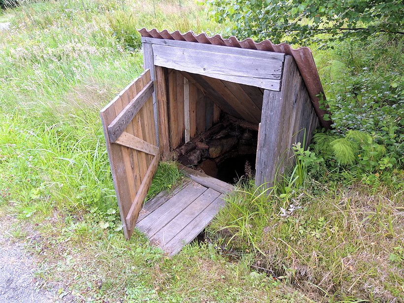 studánka bez jména (7208) - červenec 2013