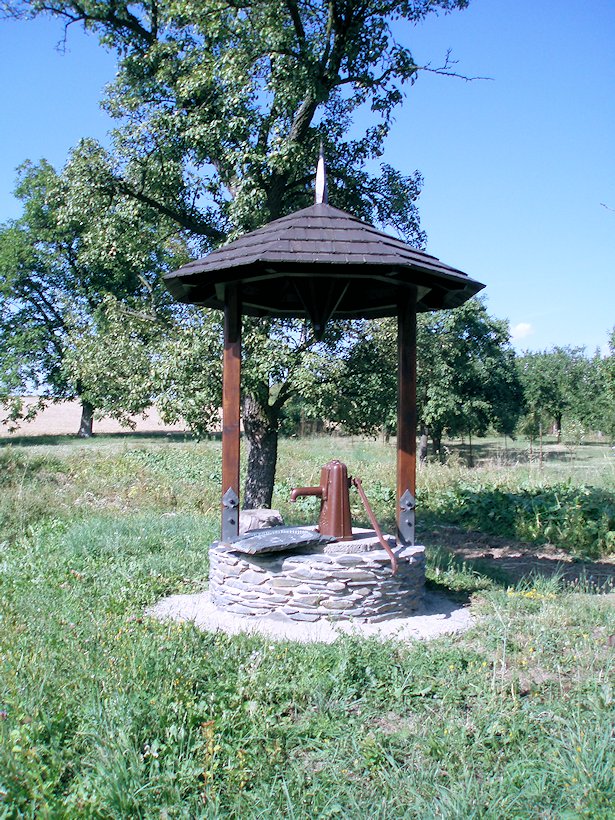studna bez jména (7383) - srpen 2013