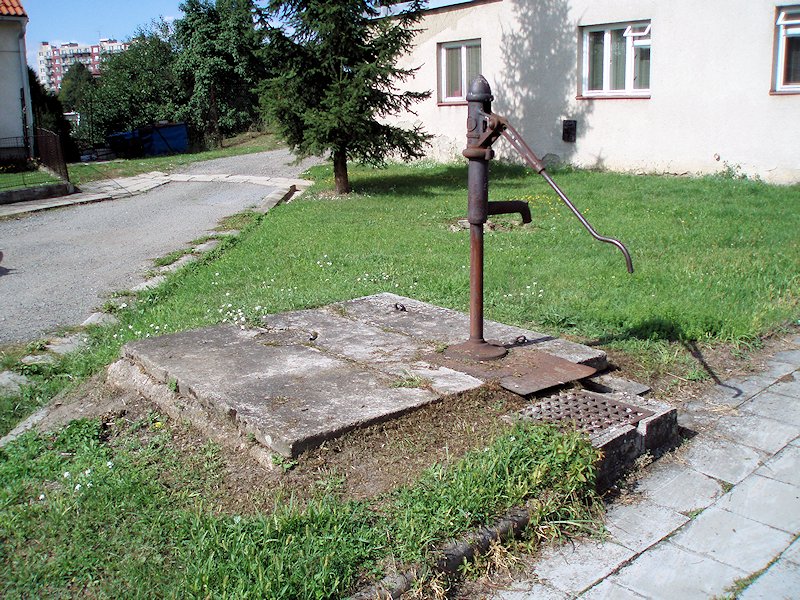studna bez jména (7465) - září 2013