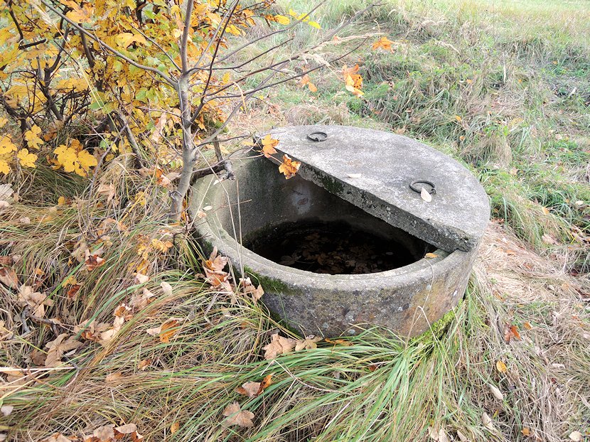 studna bez jména (7632) - říjen 2013