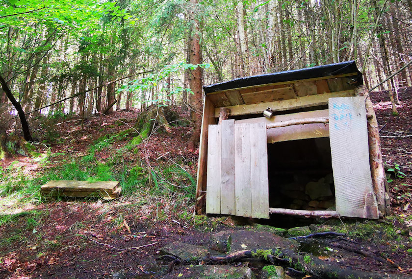 studánka Dřevorubecká (7644) - červen 2021