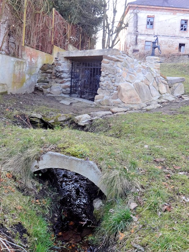 studánka bez jména (8010) - únor 2014