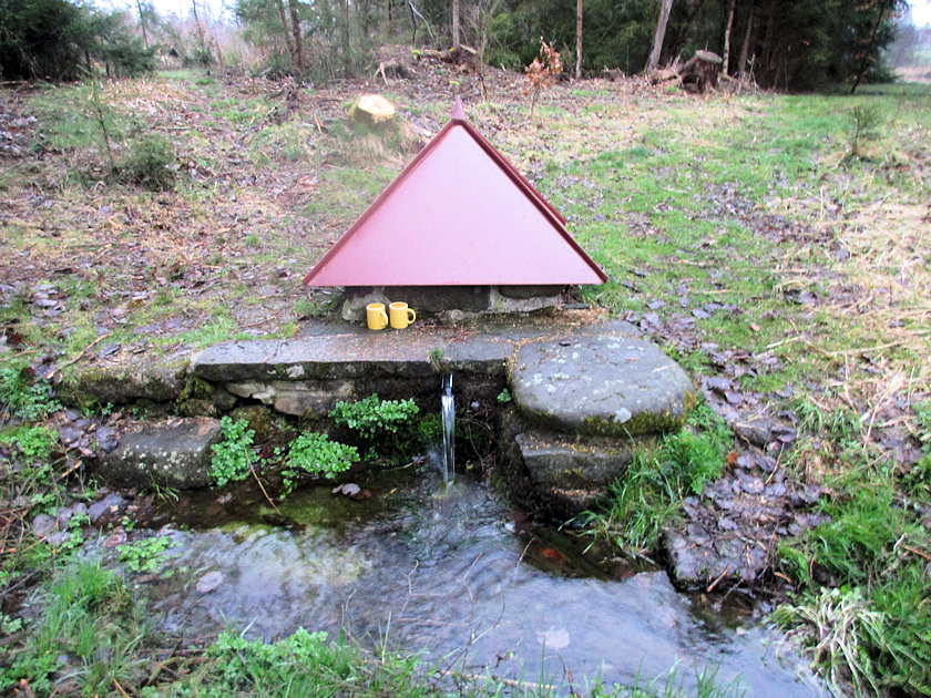 studánka Pod hrází (8123) - březen 2023