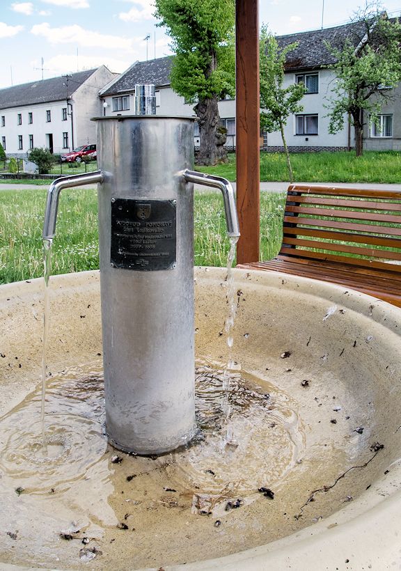 jiný vodní zdroj Laškov (8442) - květen 2014