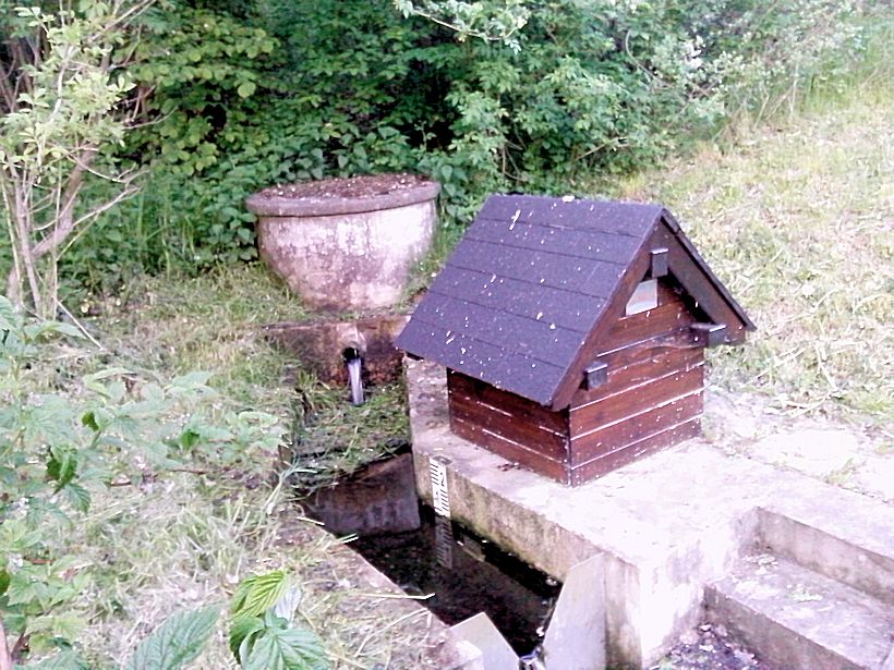 studánka Hnanice (8514) - květen 2014