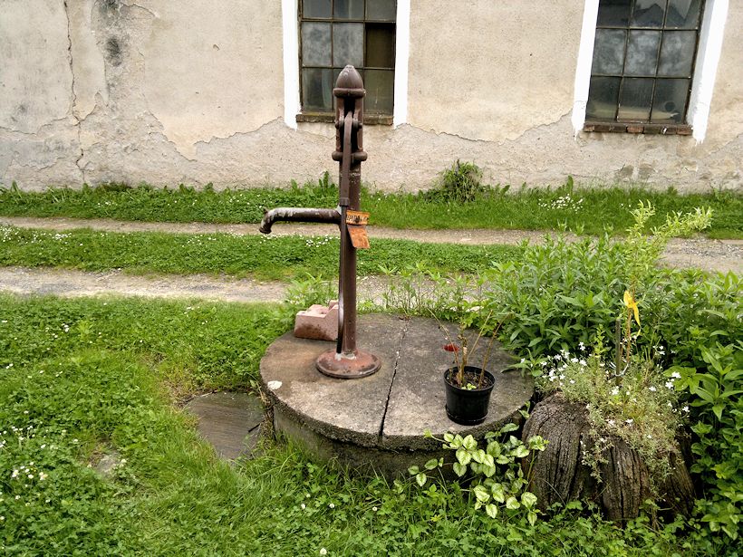 studna bez jména (8632) - květen 2014