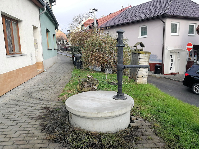 studna bez jména (8744) - listopad 2022