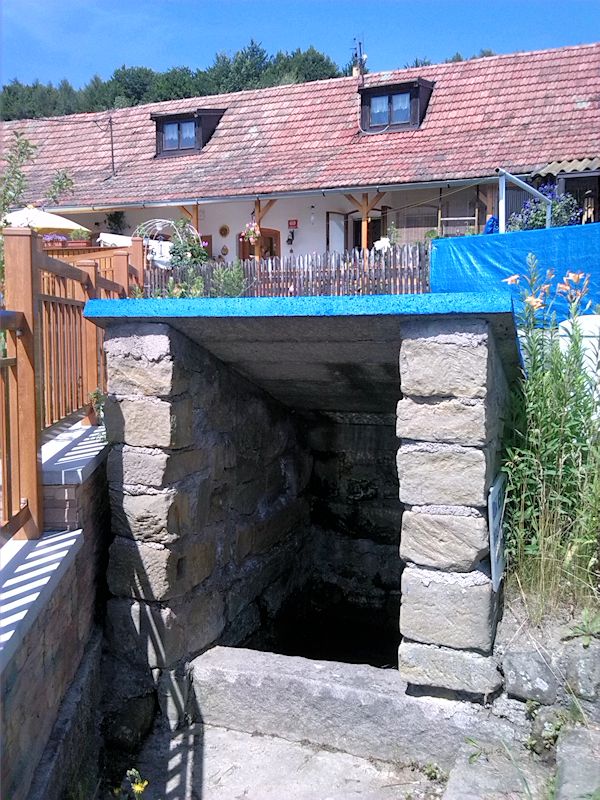 studánka Perálecká (8805) - červenec 2014