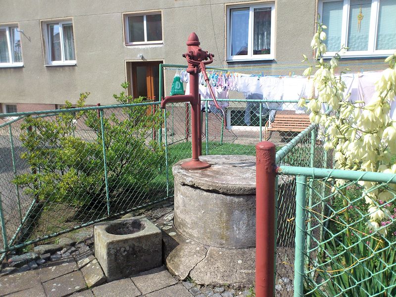 studna bez jména (8895) - červenec 2014