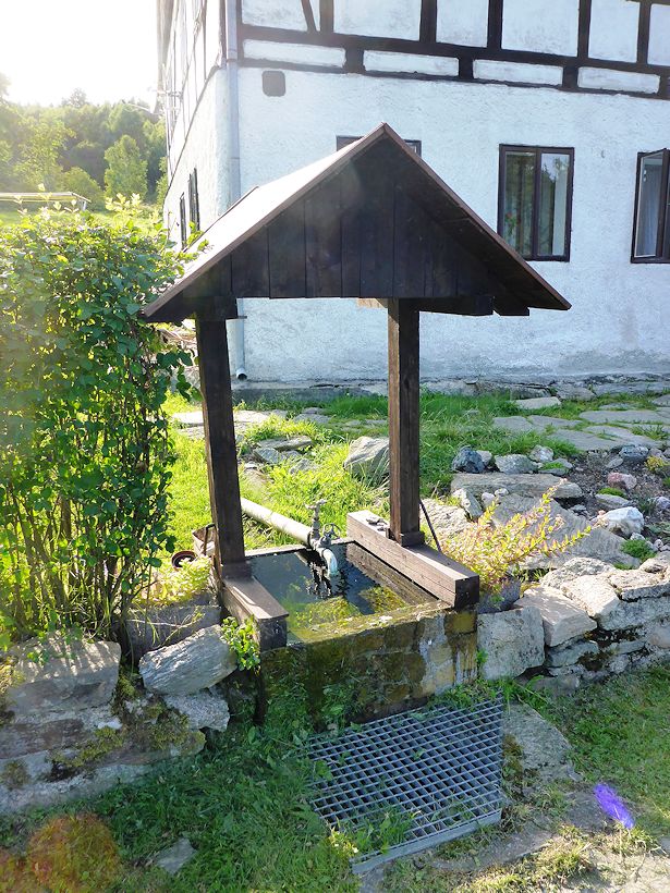 studánka bez jména (10096) - srpen 2015