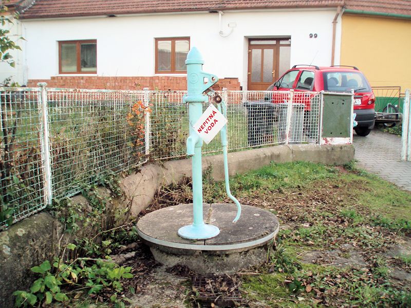 studna bez jména (10219) - říjen 2015
