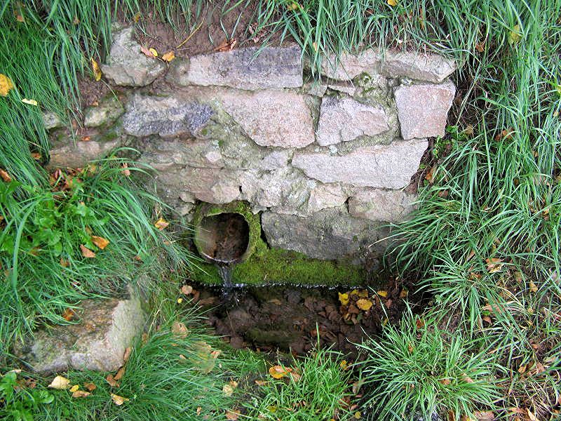 studánka Sv. Tekla (10334) - květen 2015