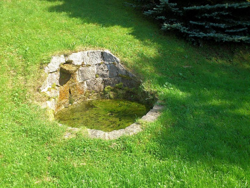 studánka bez jména (9056) - září 2014