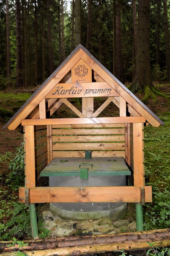 studánka Karlův pramen (9058) - září 2014