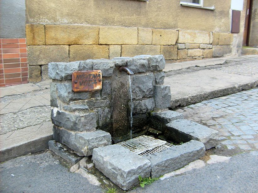 pramen bez jména (9145) - říjen 2014