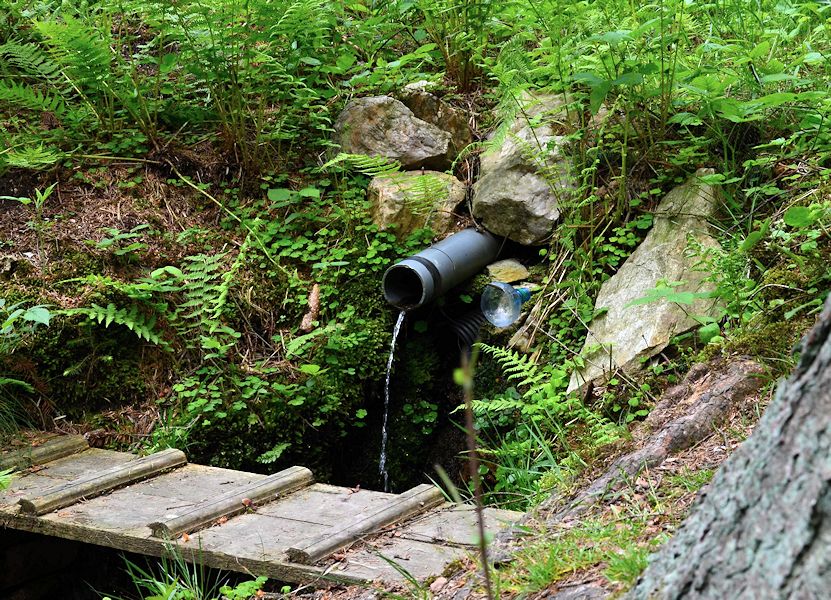studánka Gaserův mlýn (9146) - říjen 2014