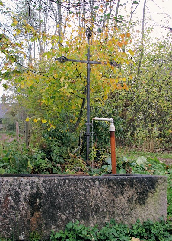 studánka Ve Velkém Radkově (9194) - říjen 2014
