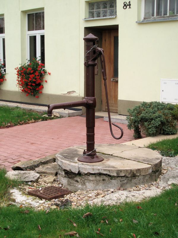studna bez jména (9214) - říjen 2014