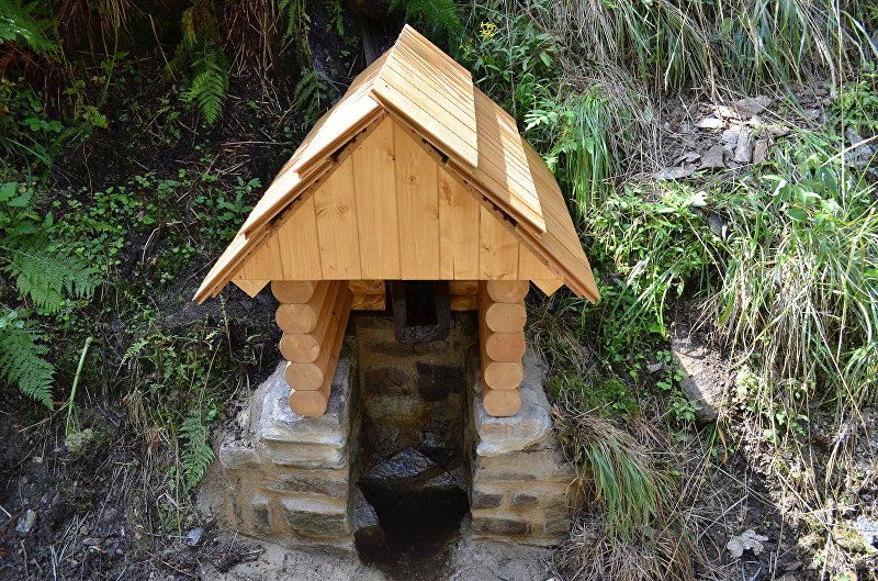studánka Pravobřežka (9547) - květen 2015