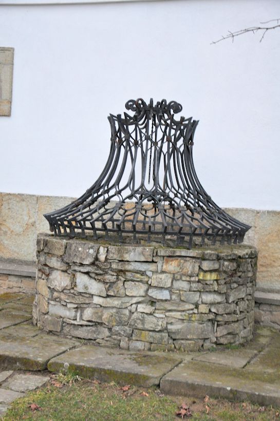 studna bez jména (9623) - duben 2015