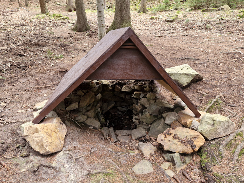 Natálčina studánka (9645) - duben 2022