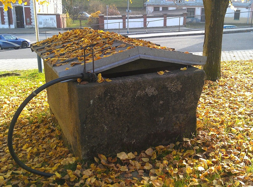 studánka U Zámečku (9836) - květen 2015