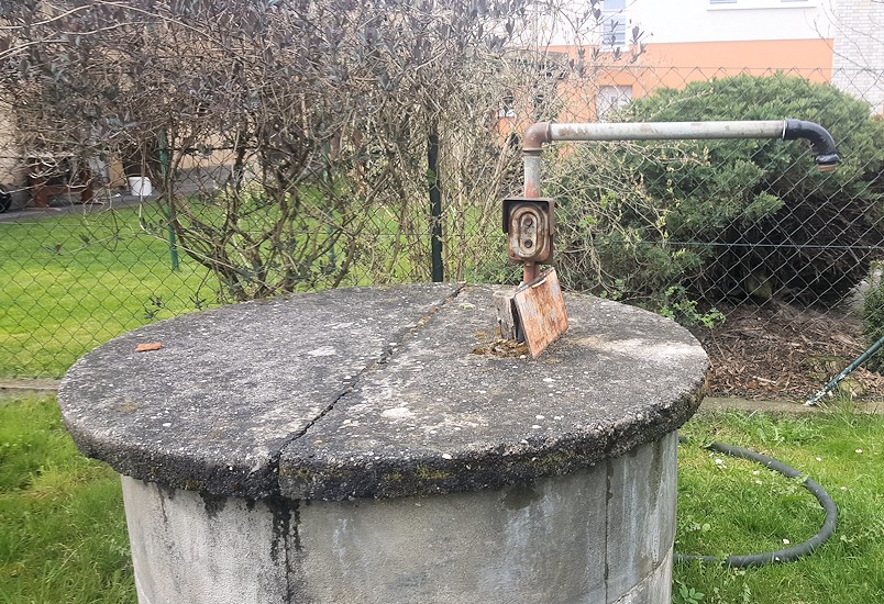 studánka bez jména (10600) - duben 2016