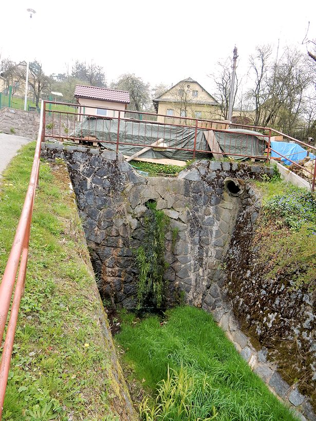 jiný vodní zdroj Hlásnický pramen (11279) - květen 2017