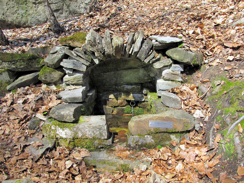 studánka Bohunka (11840) - duben 2023