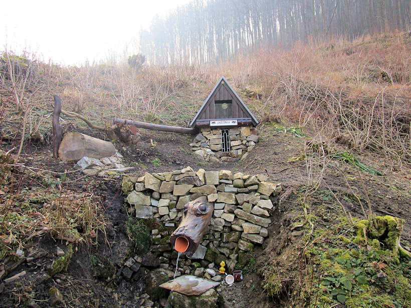studánka Jaštírka (11900) - březen 2018