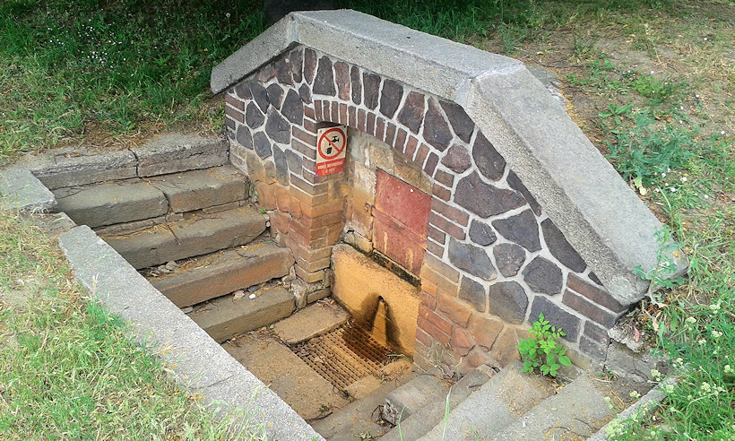 studánka Hany Benešové (12705) - červen 2019