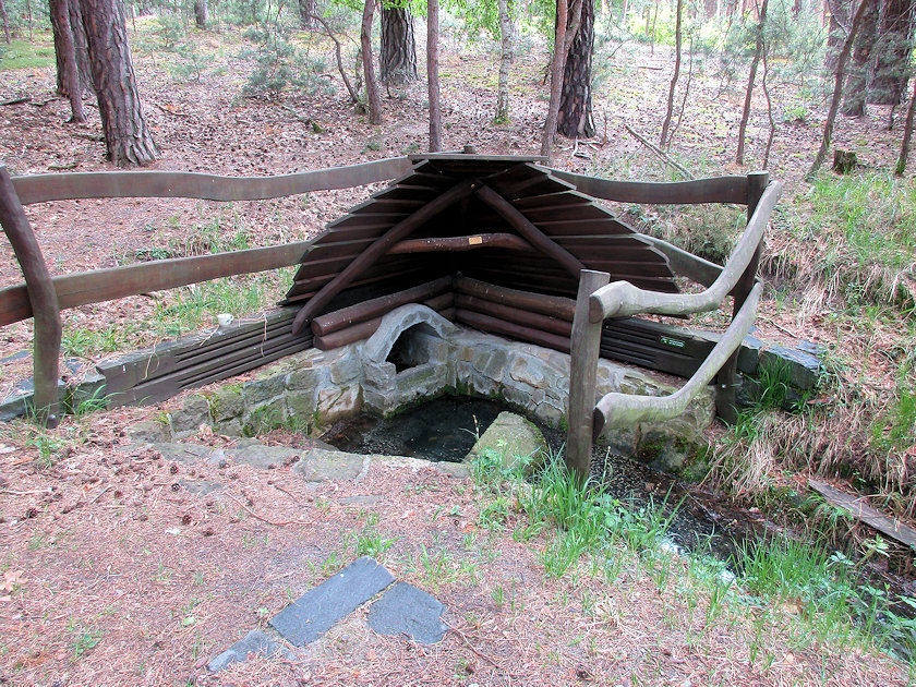 studánka Panny Marie Šaštinské (12750) - květen 2021
