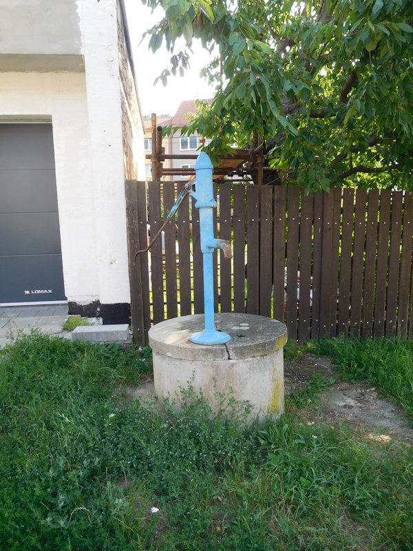 studna bez jména (12785) - červenec 2019