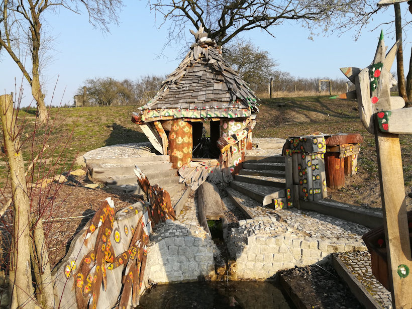 studánka Třeboňský rybník (13216) - březen 2020