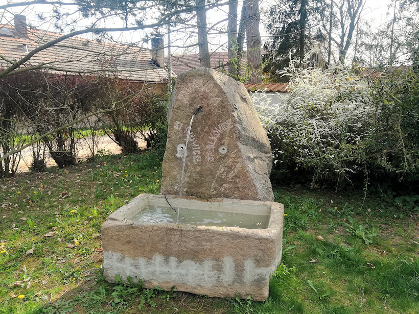 jiný vodní zdroj Živá voda (13256) - duben 2020