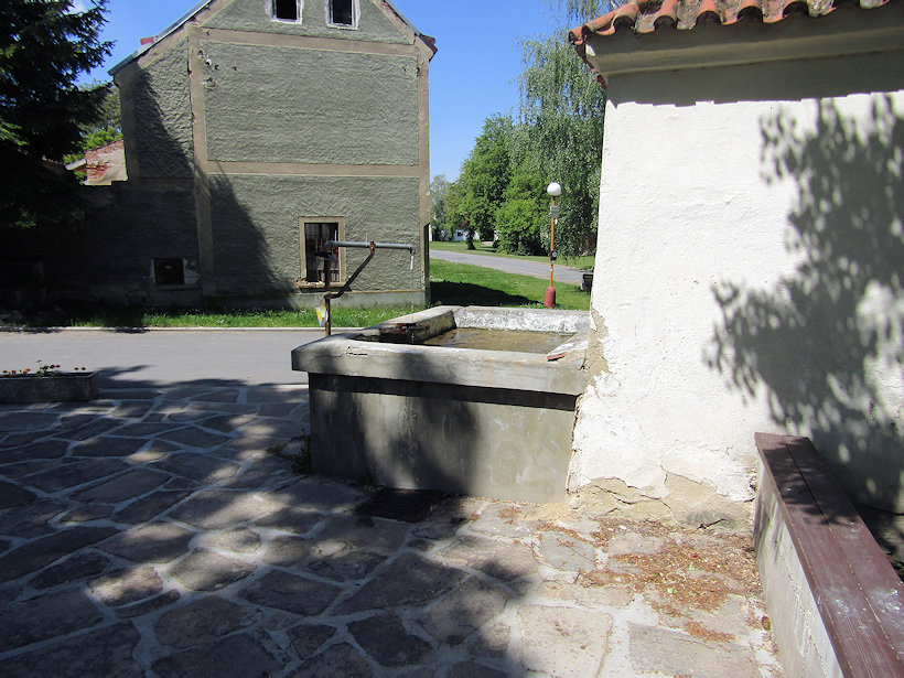 Třebízská studánka (13344) - květen 2020