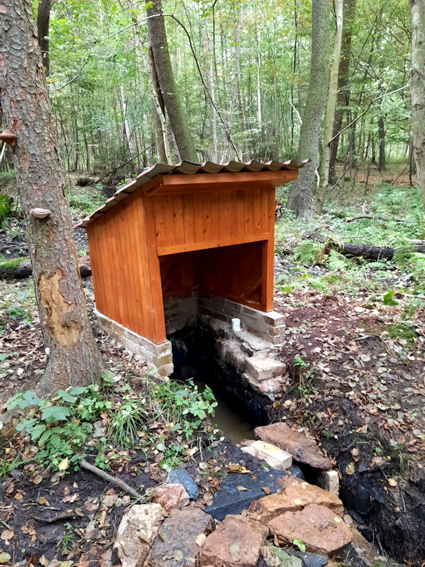 Studánka Toužení (13462) - říjen 2020